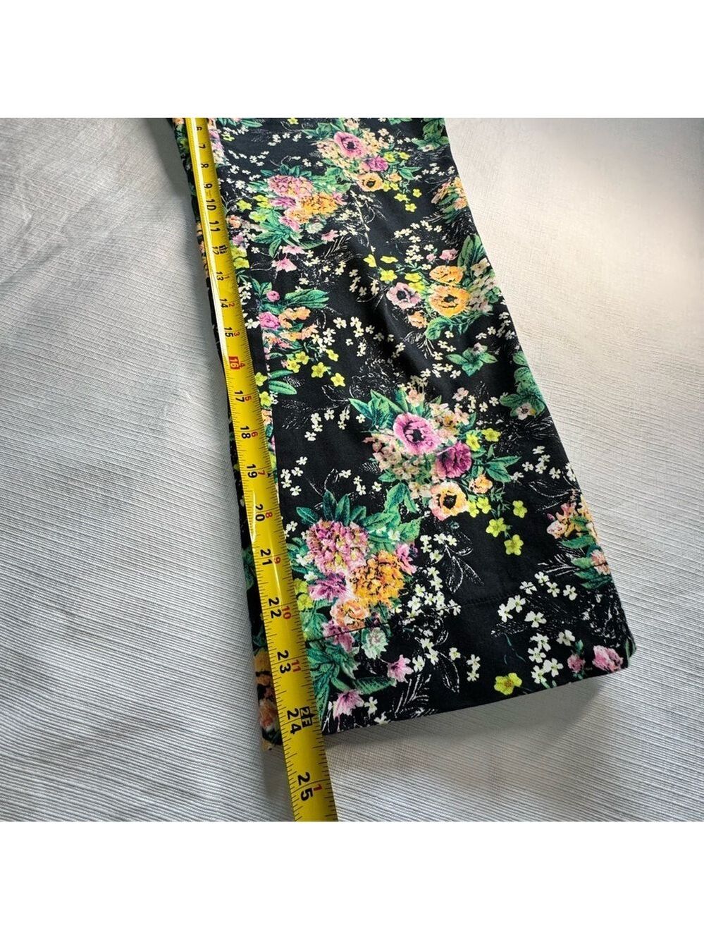 Laundry By Shelli Segal Multicolor Floral Pants Size 6 - Picture 6 of 8